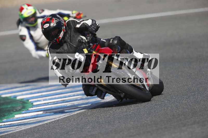 /Archiv-2024/02 29.01.-02.02.2024 Moto Center Thun Jerez/Gruppe gruen-green/6